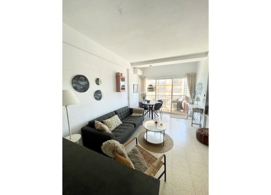 Resale - Apartment - Middle Floor Apartment - Fuengirola - Fuengirola Centro