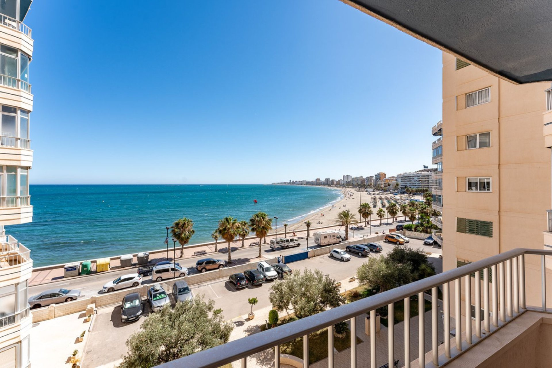 Resale - Apartment - Middle Floor Apartment - Fuengirola - Fuengirola Centro