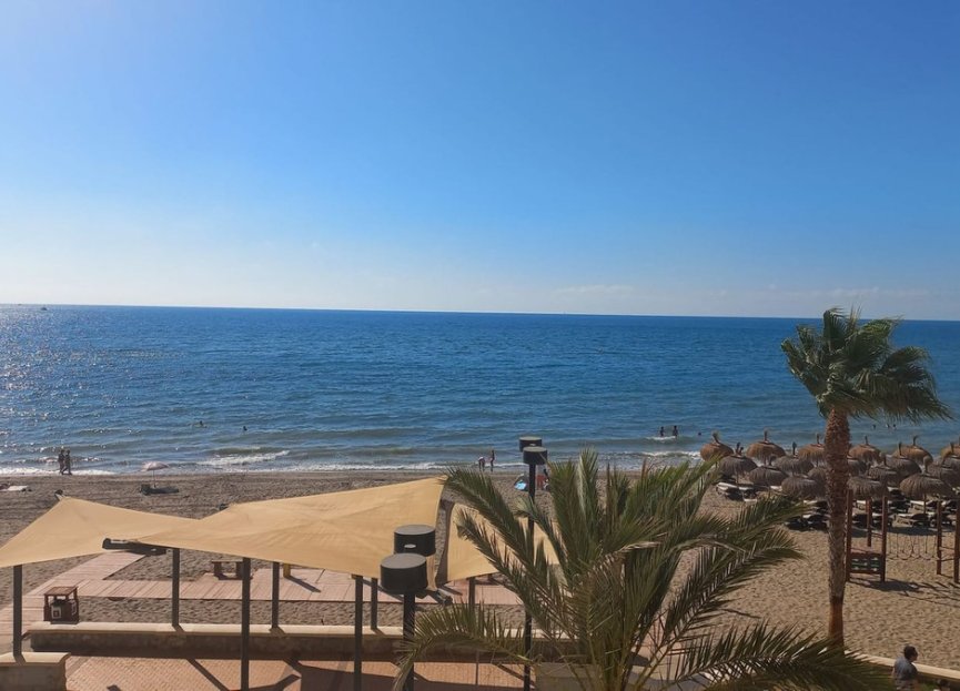 Resale - Apartment - Middle Floor Apartment - Fuengirola - Fuengirola Centro