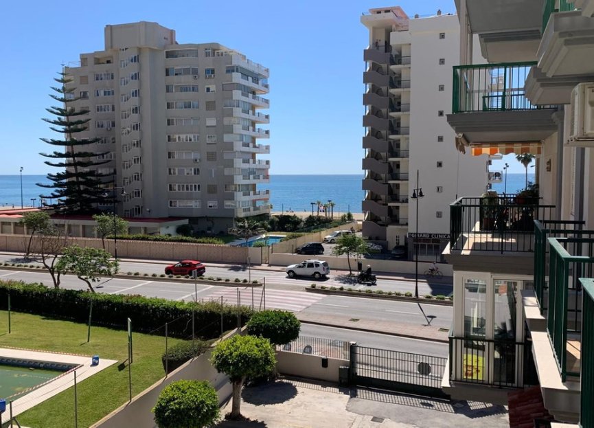 Resale - Apartment - Middle Floor Apartment - Fuengirola - Fuengirola Centro