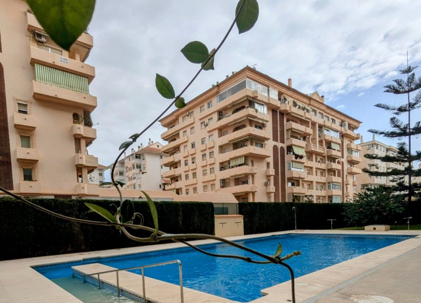 Resale - Apartment - Middle Floor Apartment - Fuengirola - Fuengirola Centro