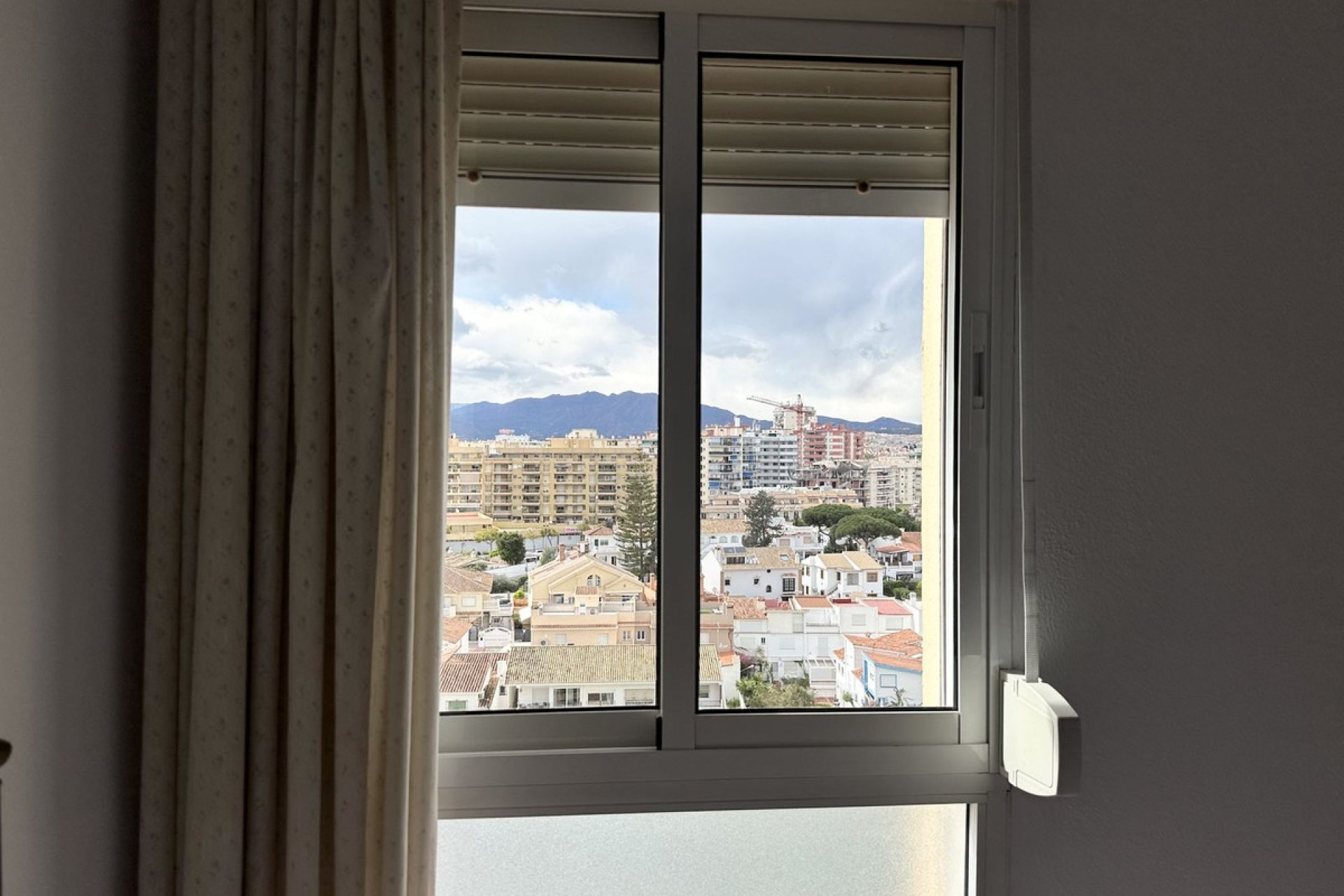 Resale - Apartment - Middle Floor Apartment - Fuengirola - Fuengirola Centro