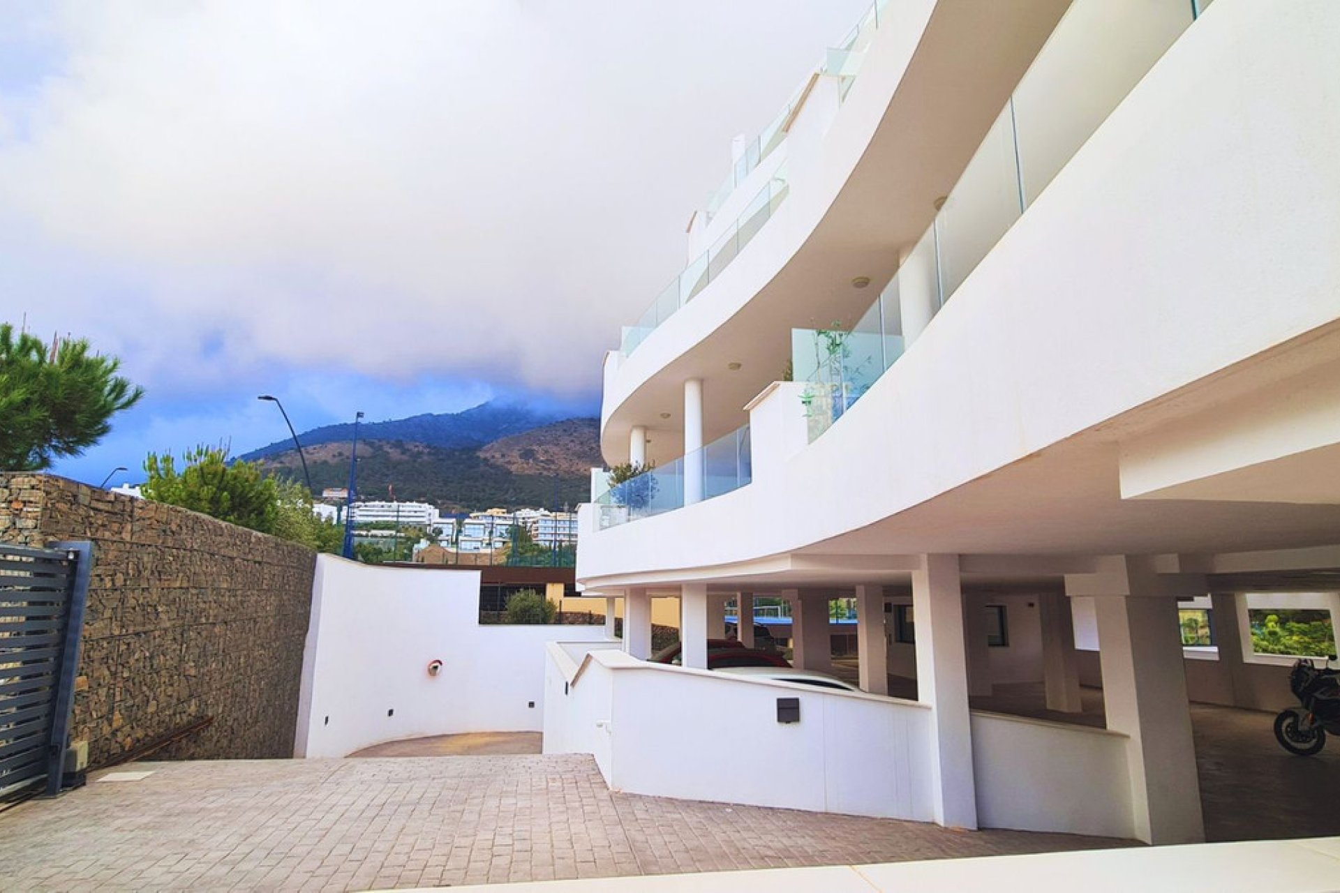 Resale - Apartment - Middle Floor Apartment - Fuengirola - Fuengirola Centro