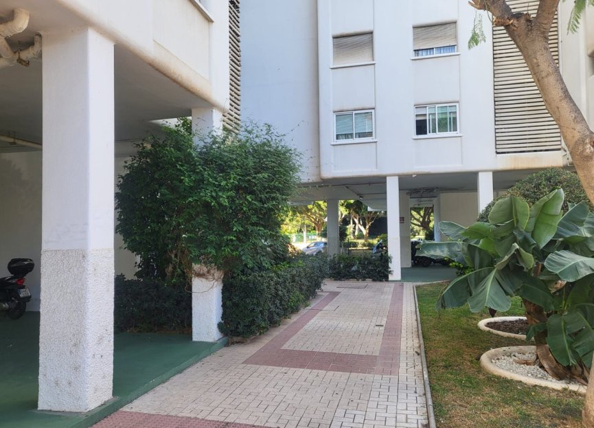 Resale - Apartment - Middle Floor Apartment - Fuengirola - Fuengirola Centro