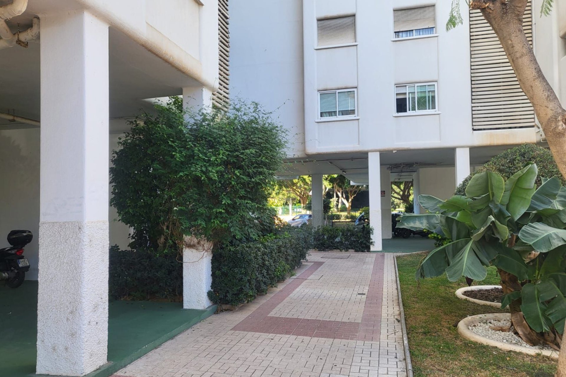 Resale - Apartment - Middle Floor Apartment - Fuengirola - Fuengirola Centro