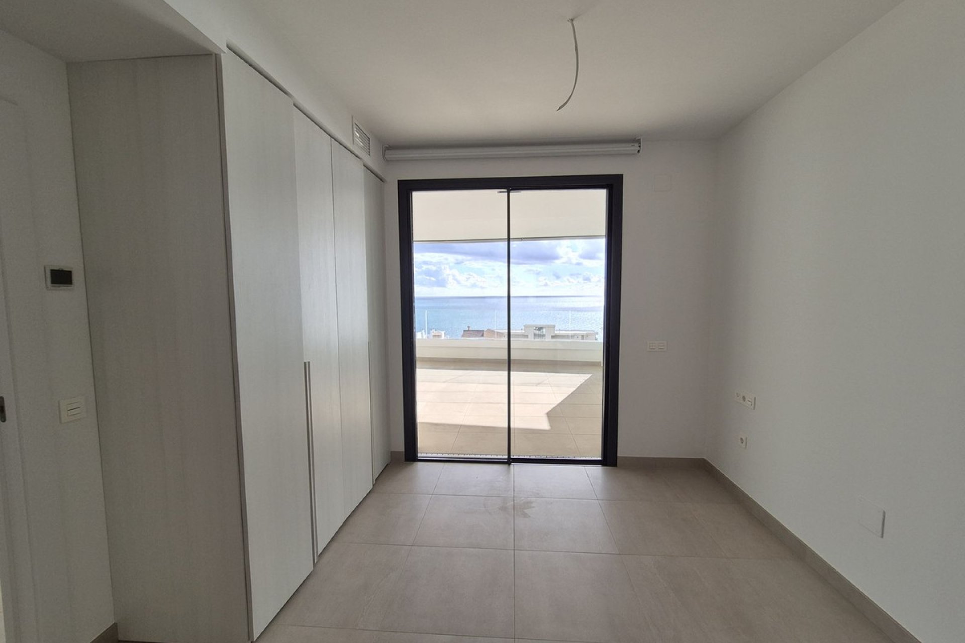 Resale - Apartment - Middle Floor Apartment - Fuengirola - Fuengirola Centro