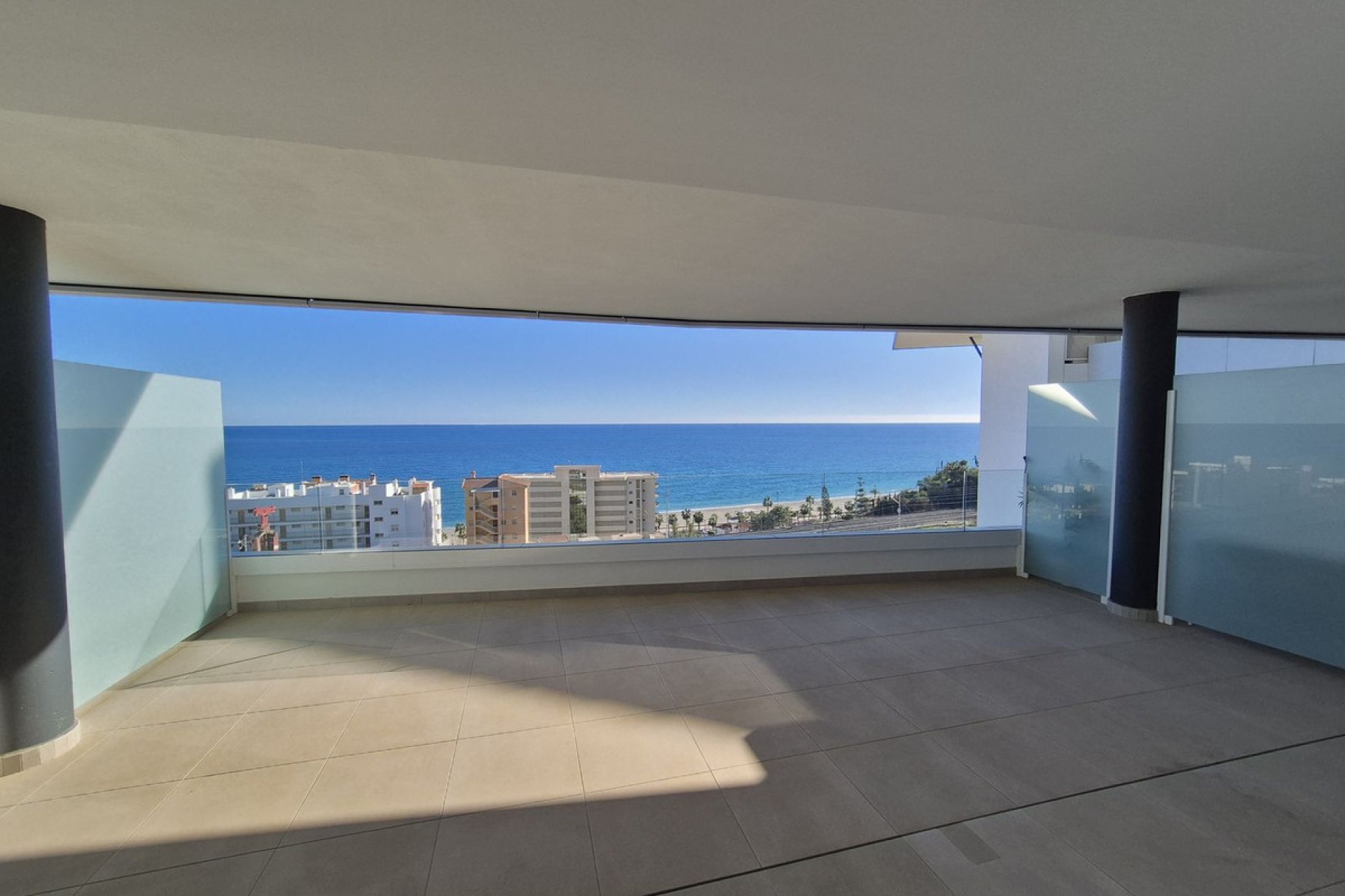 Resale - Apartment - Middle Floor Apartment - Fuengirola - Fuengirola Centro