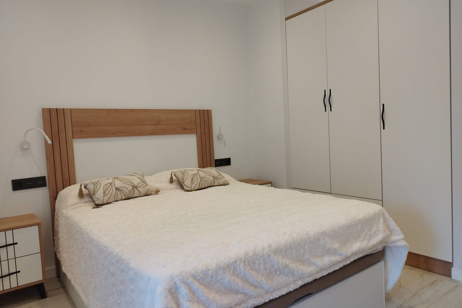 Resale - Apartment - Middle Floor Apartment - Fuengirola - Fuengirola Centro