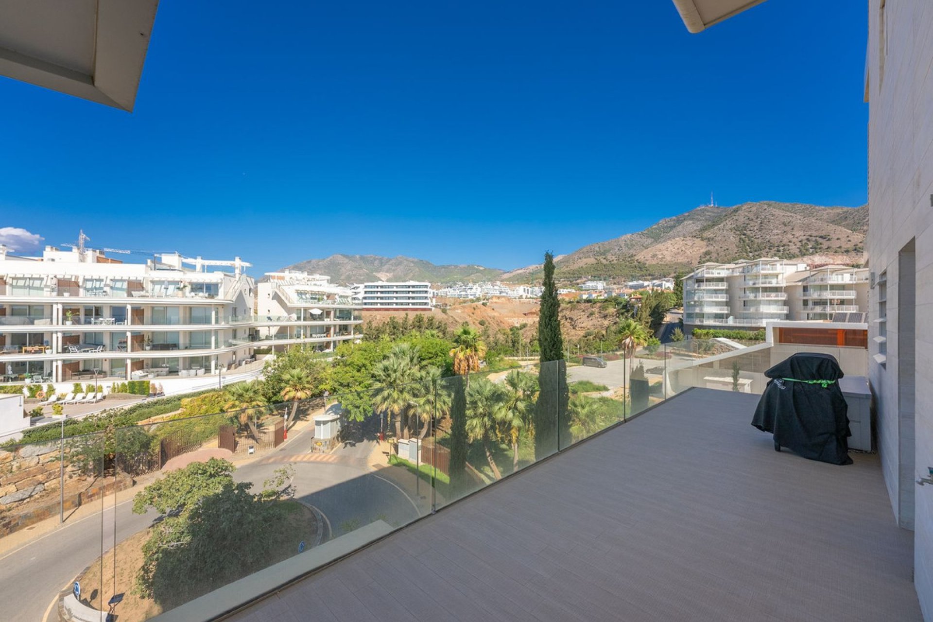 Resale - Apartment - Middle Floor Apartment - Fuengirola - Fuengirola Centro