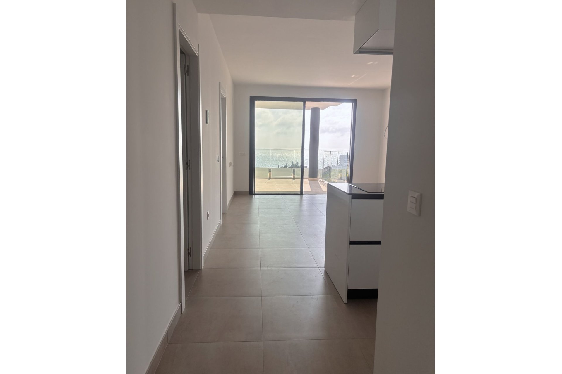 Resale - Apartment - Middle Floor Apartment - Fuengirola - Fuengirola Centro