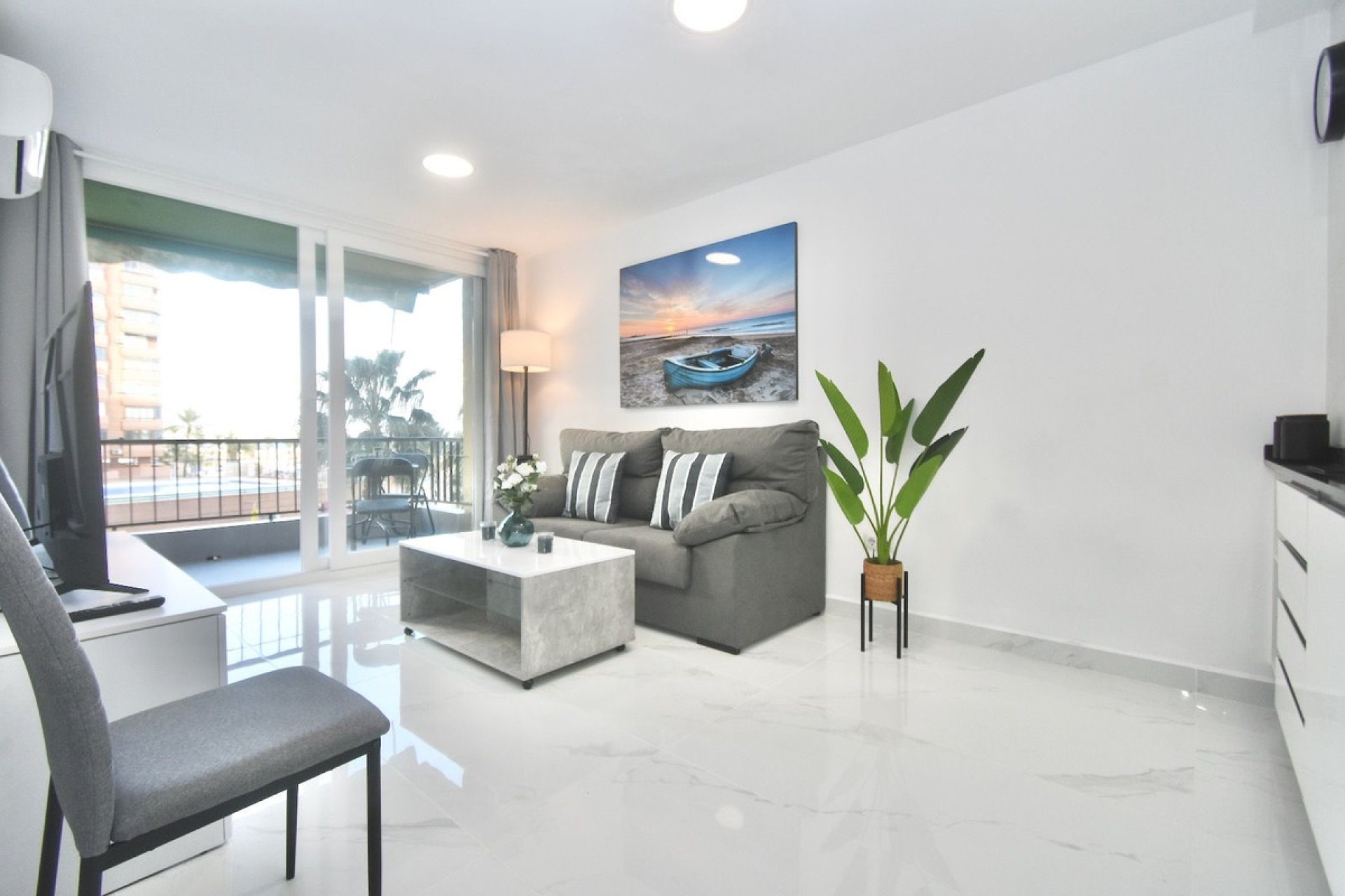 Resale - Apartment - Middle Floor Apartment - Fuengirola - Fuengirola Centro