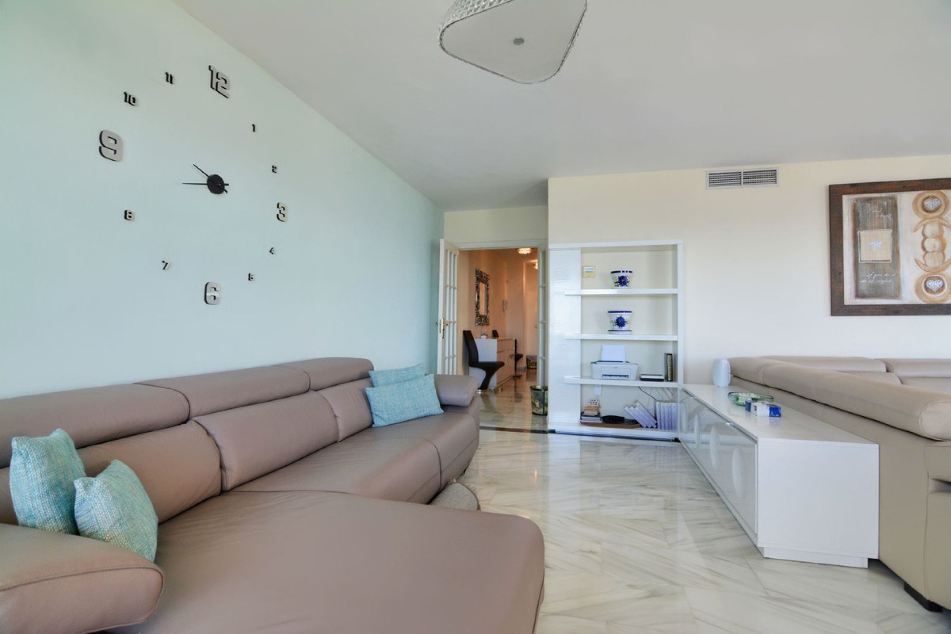 Resale - Apartment - Middle Floor Apartment - Fuengirola - Fuengirola Centro