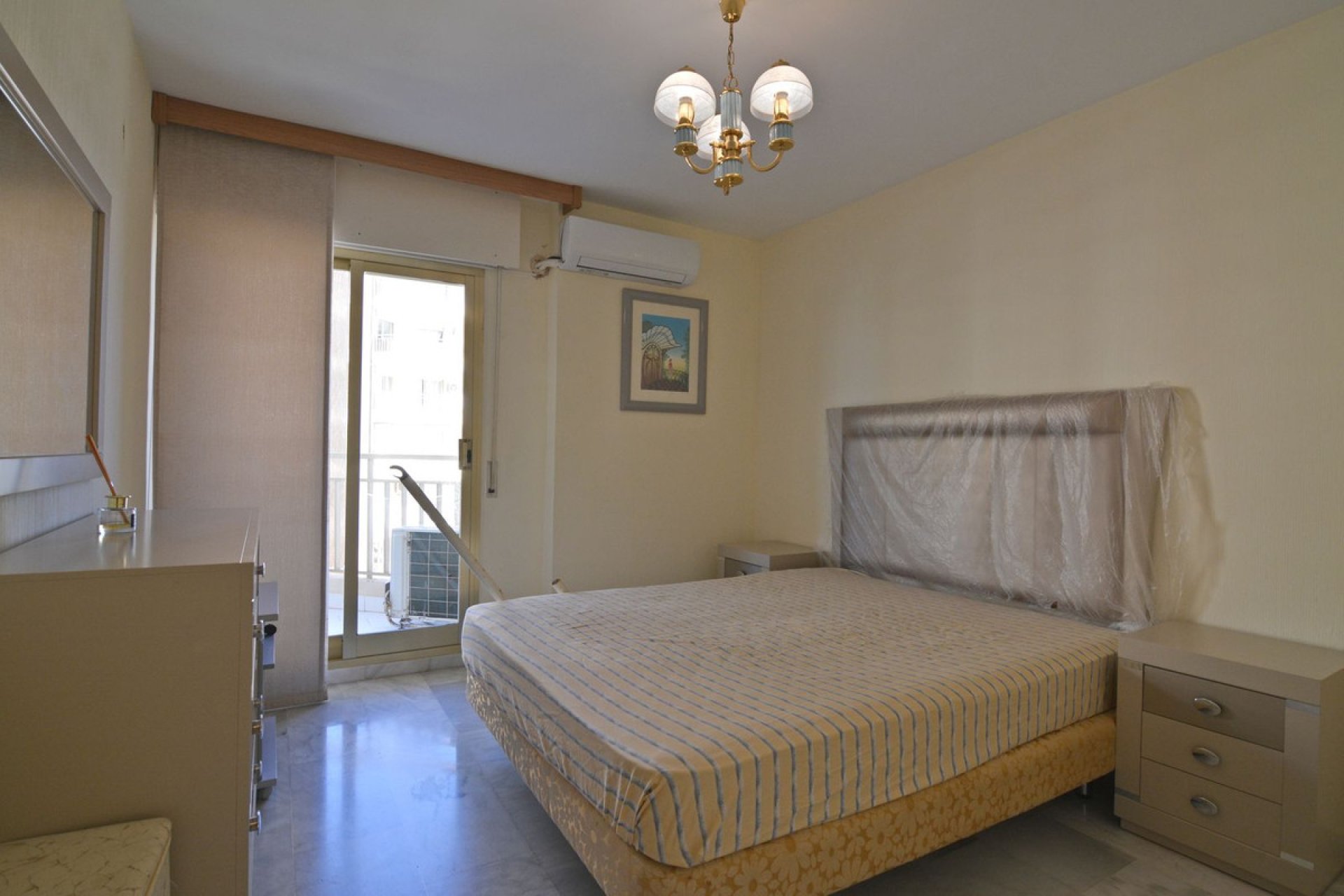 Resale - Apartment - Middle Floor Apartment - Fuengirola - Fuengirola Centro