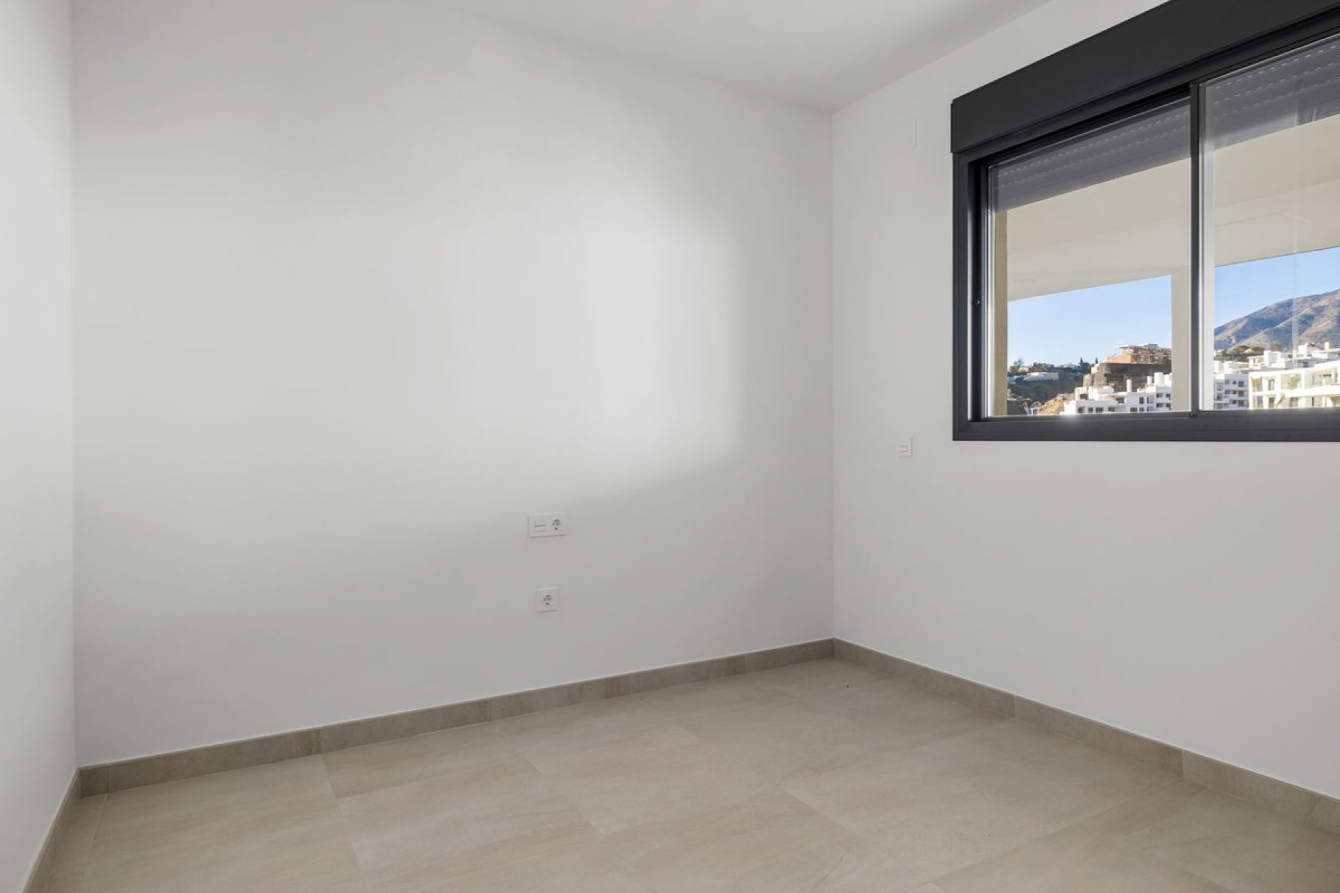 Resale - Apartment - Middle Floor Apartment - Fuengirola - Fuengirola Centro