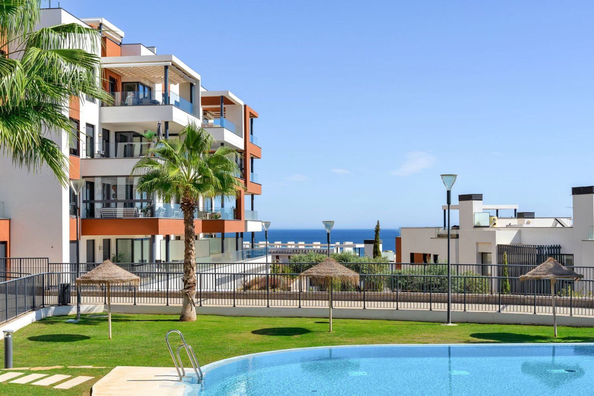 Resale - Apartment - Middle Floor Apartment - Fuengirola - Fuengirola Centro