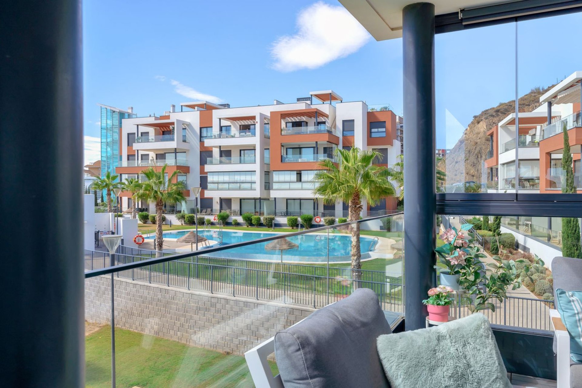 Resale - Apartment - Middle Floor Apartment - Fuengirola - Fuengirola Centro