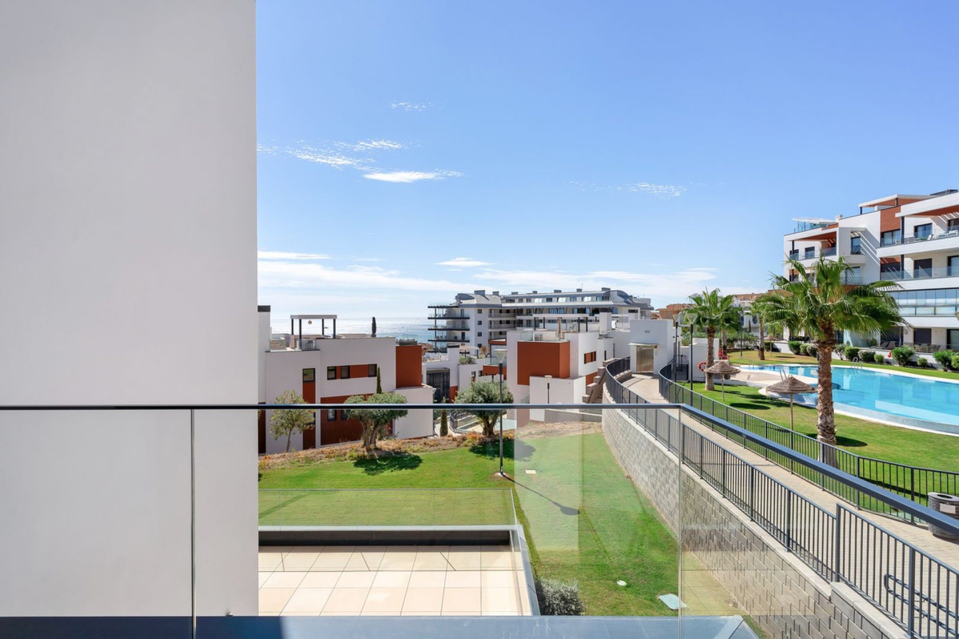 Resale - Apartment - Middle Floor Apartment - Fuengirola - Fuengirola Centro