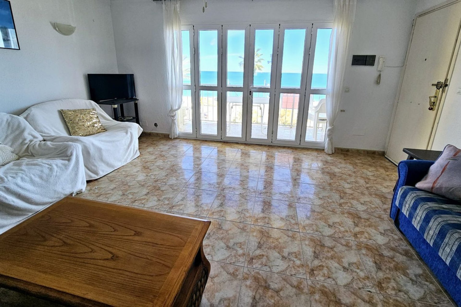 Resale - Apartment - Middle Floor Apartment - Fuengirola - Fuengirola Centro