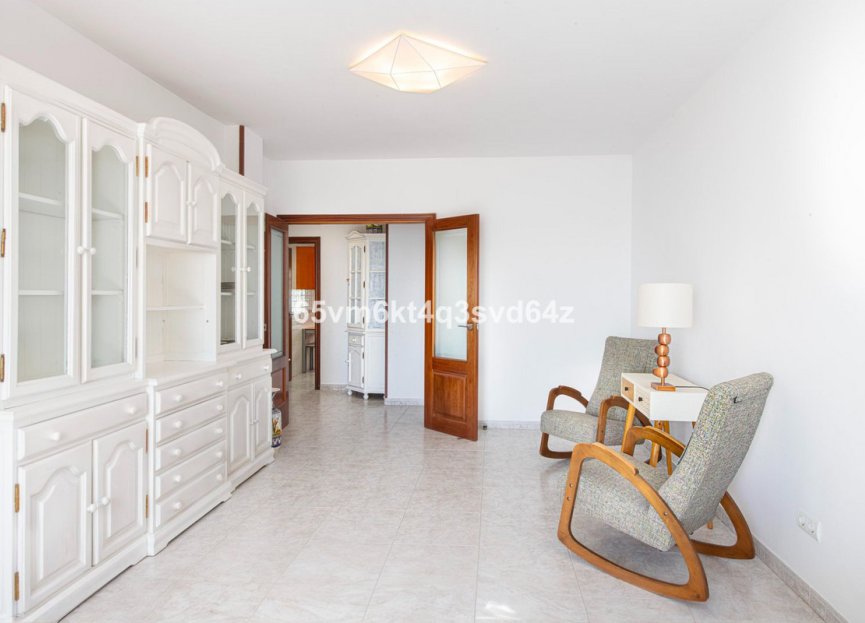 Resale - Apartment - Middle Floor Apartment - Fuengirola - Fuengirola Centro