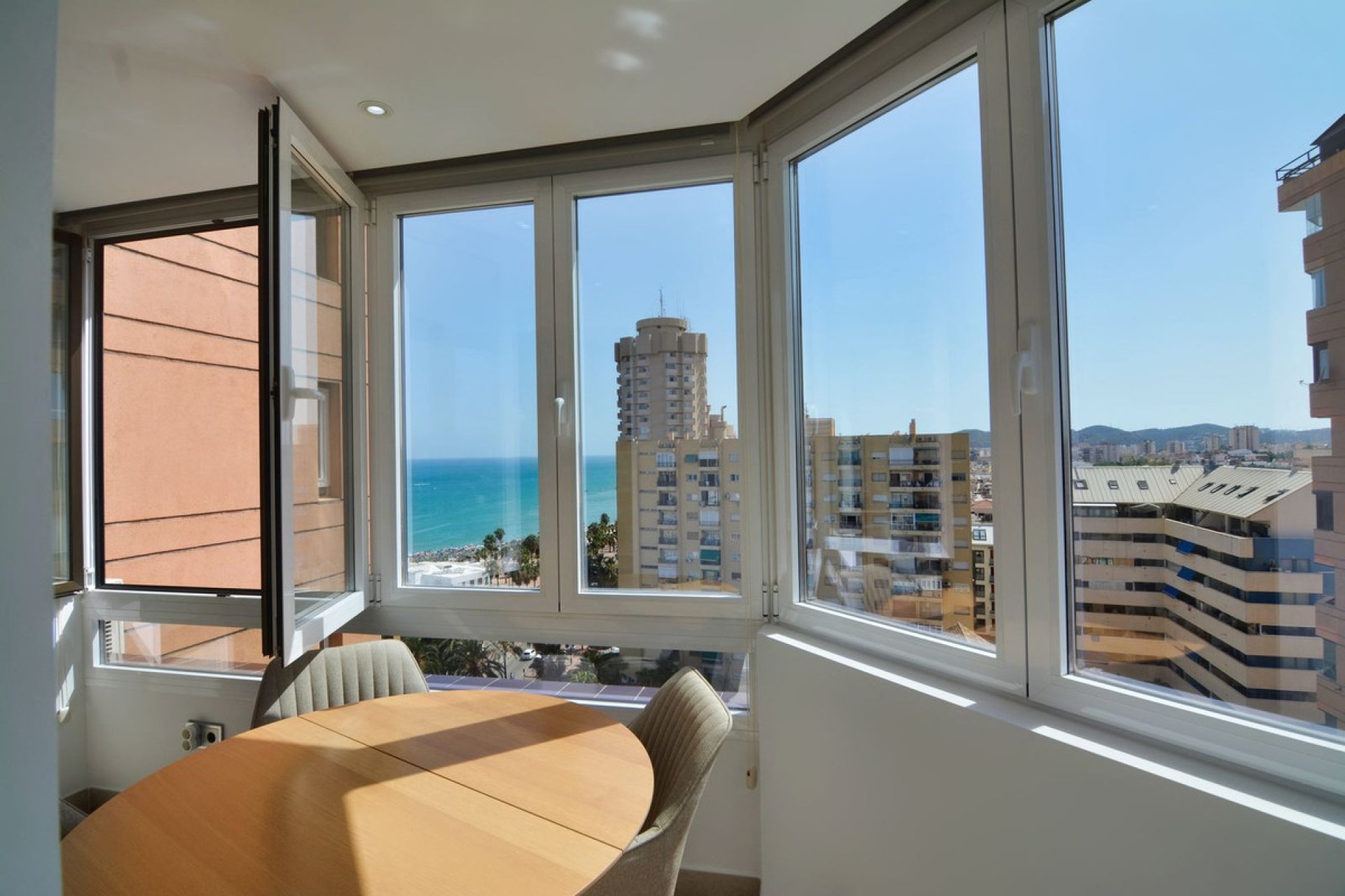 Resale - Apartment - Middle Floor Apartment - Fuengirola - Fuengirola Centro