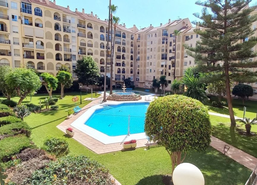 Resale - Apartment - Middle Floor Apartment - Fuengirola - Fuengirola Centro