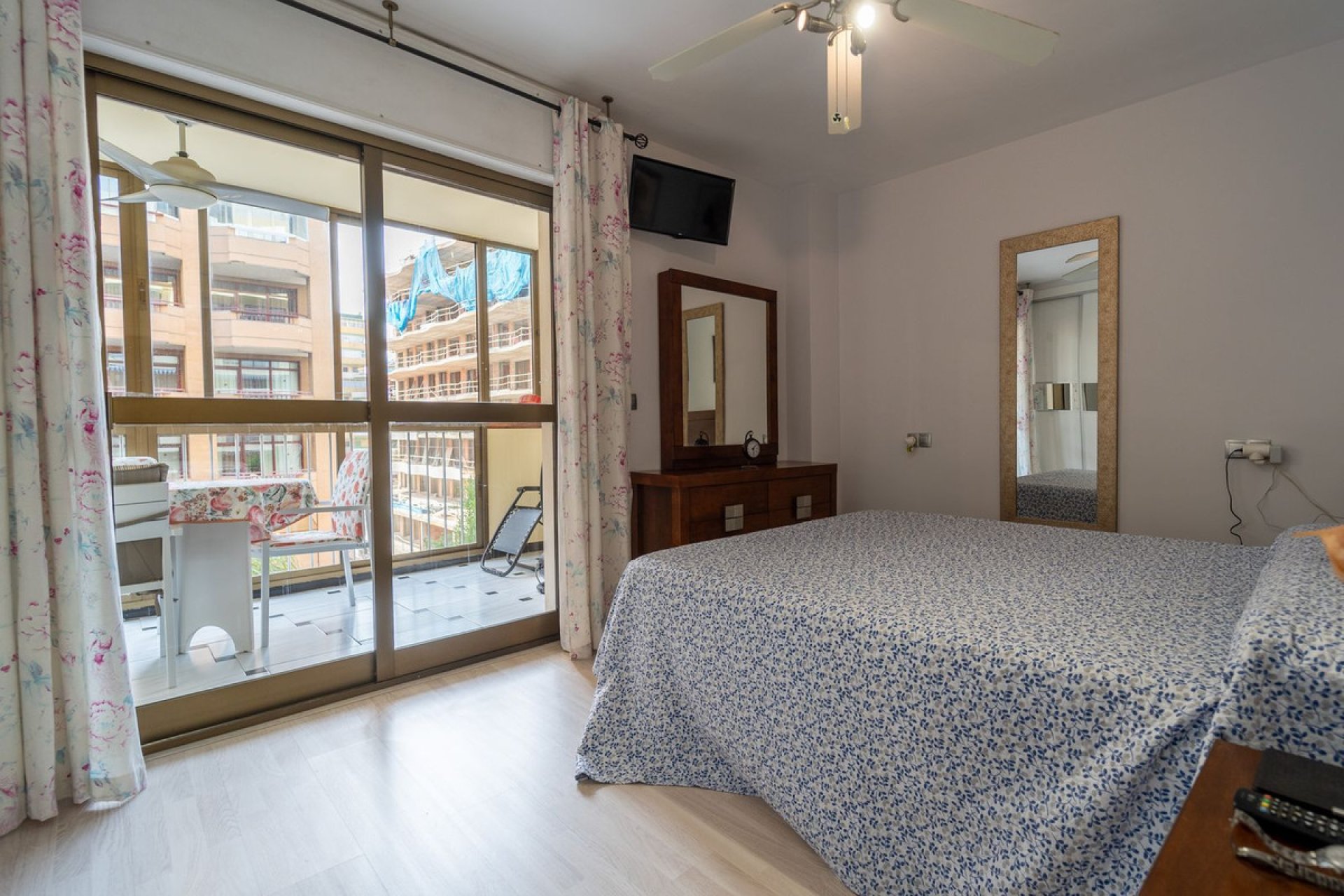 Resale - Apartment - Middle Floor Apartment - Fuengirola - Fuengirola Centro