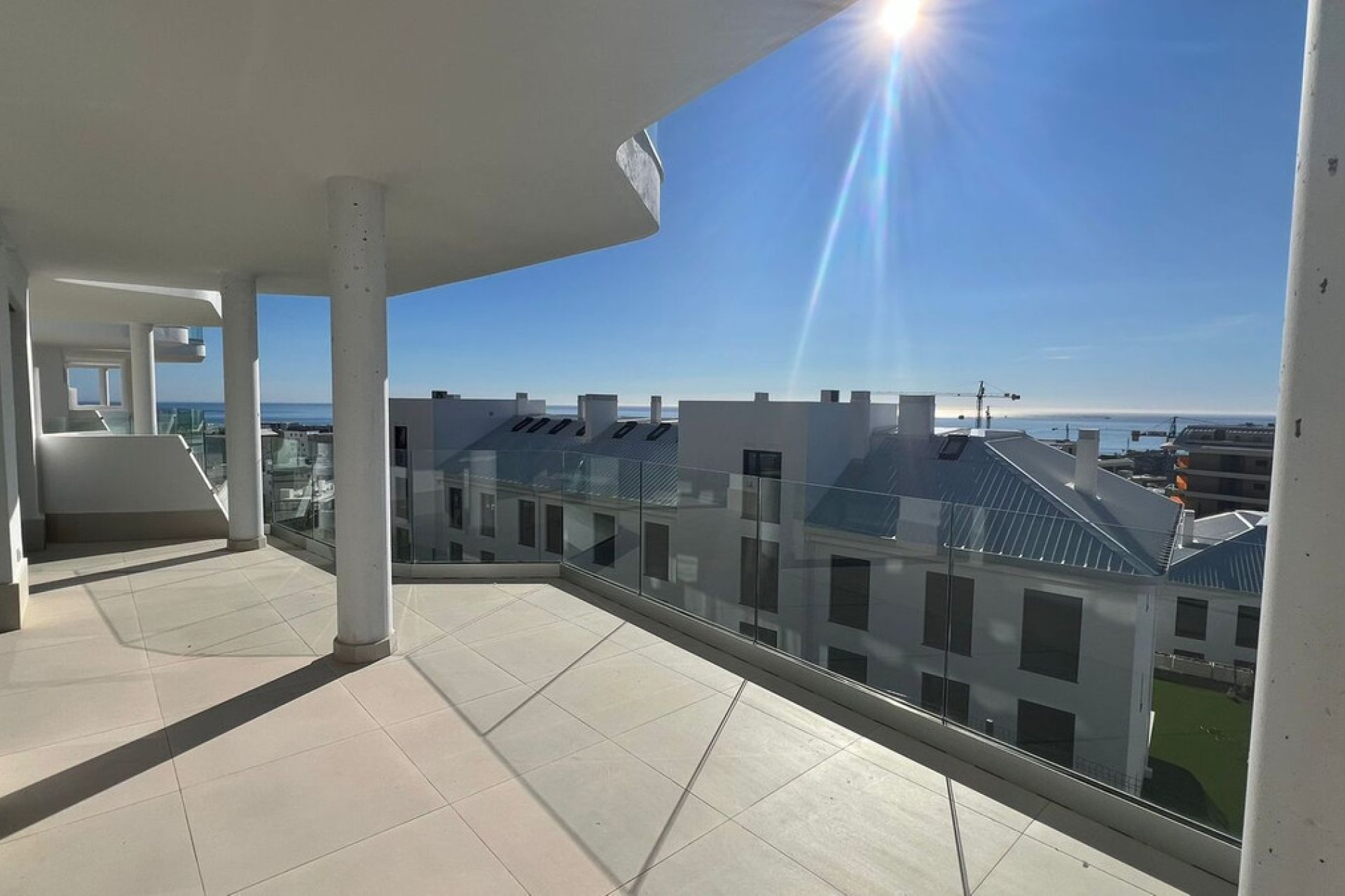 Resale - Apartment - Middle Floor Apartment - Fuengirola - Fuengirola Centro