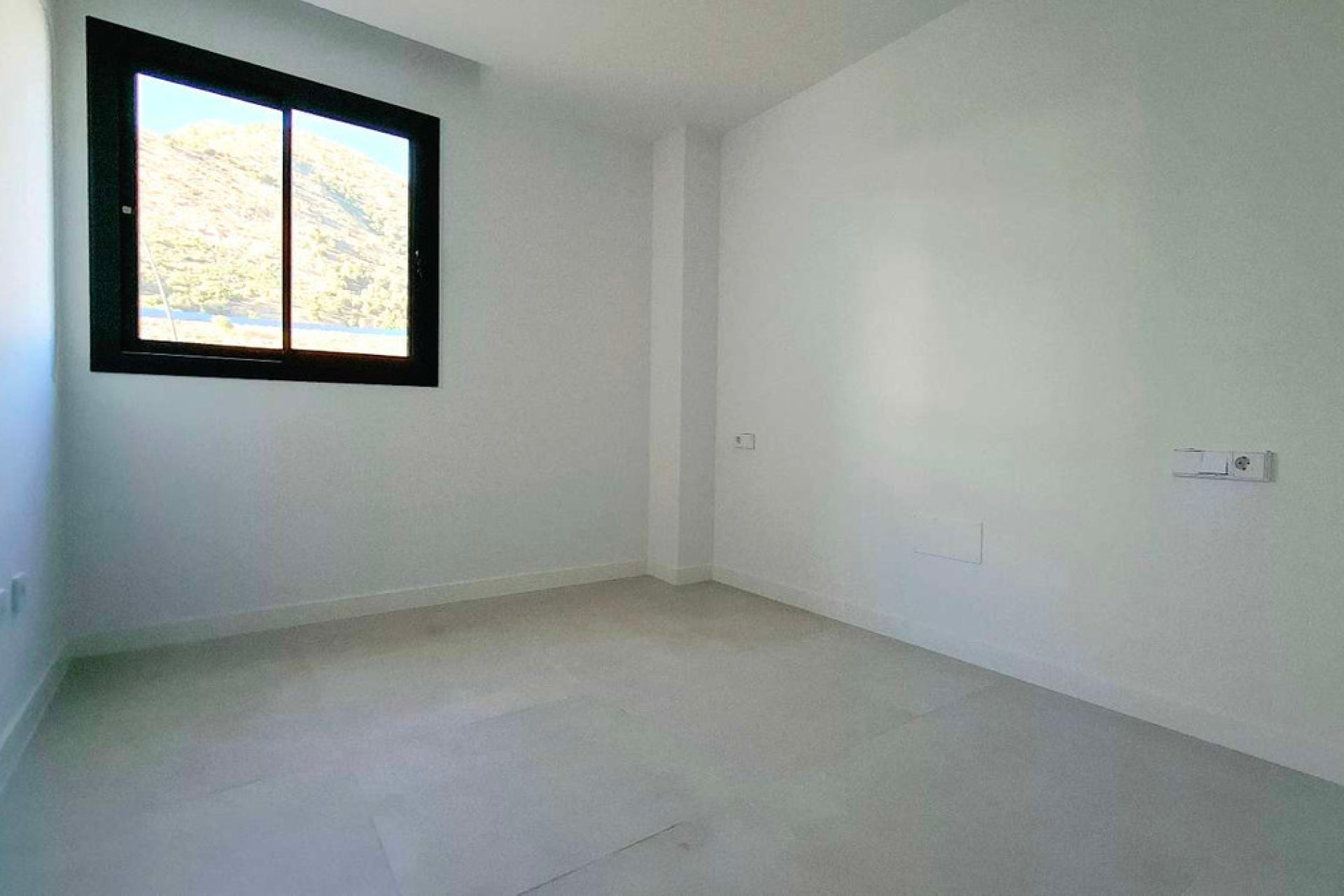 Resale - Apartment - Middle Floor Apartment - Fuengirola - Fuengirola Centro