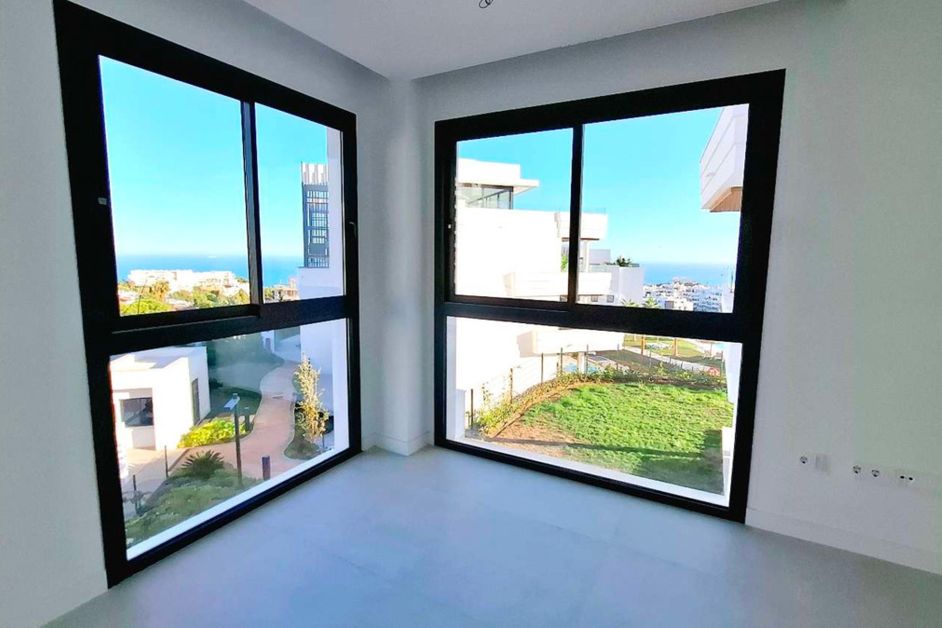 Resale - Apartment - Middle Floor Apartment - Fuengirola - Fuengirola Centro