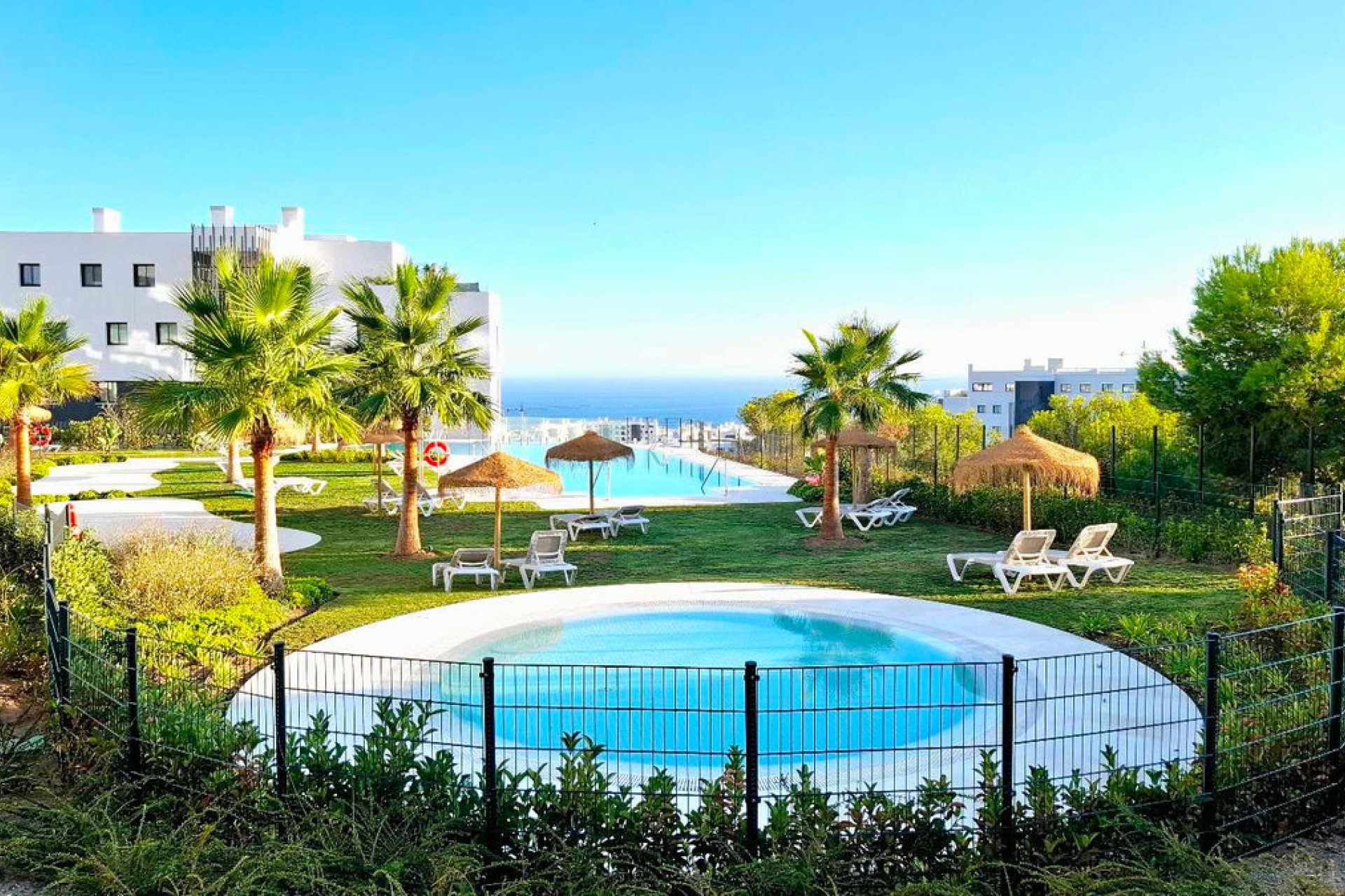 Resale - Apartment - Middle Floor Apartment - Fuengirola - Fuengirola Centro