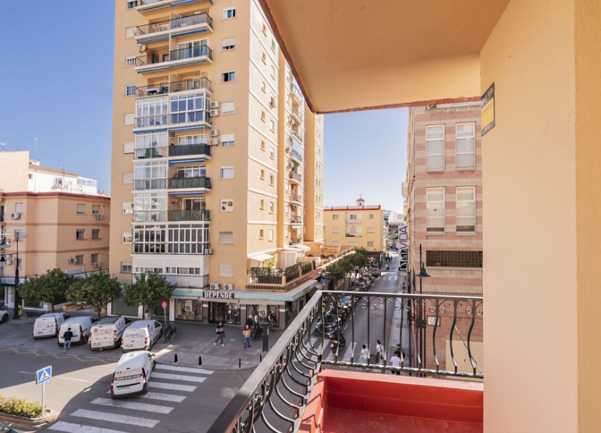 Resale - Apartment - Middle Floor Apartment - Fuengirola - Fuengirola Centro