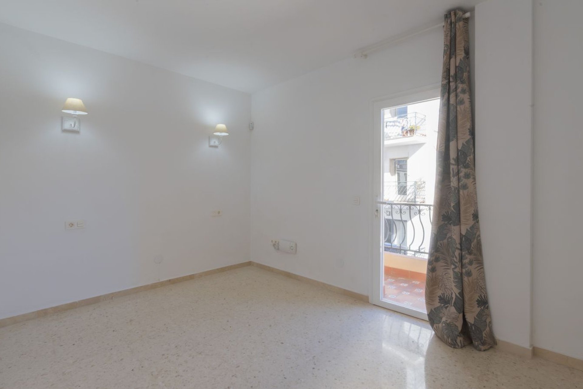 Resale - Apartment - Middle Floor Apartment - Fuengirola - Fuengirola Centro