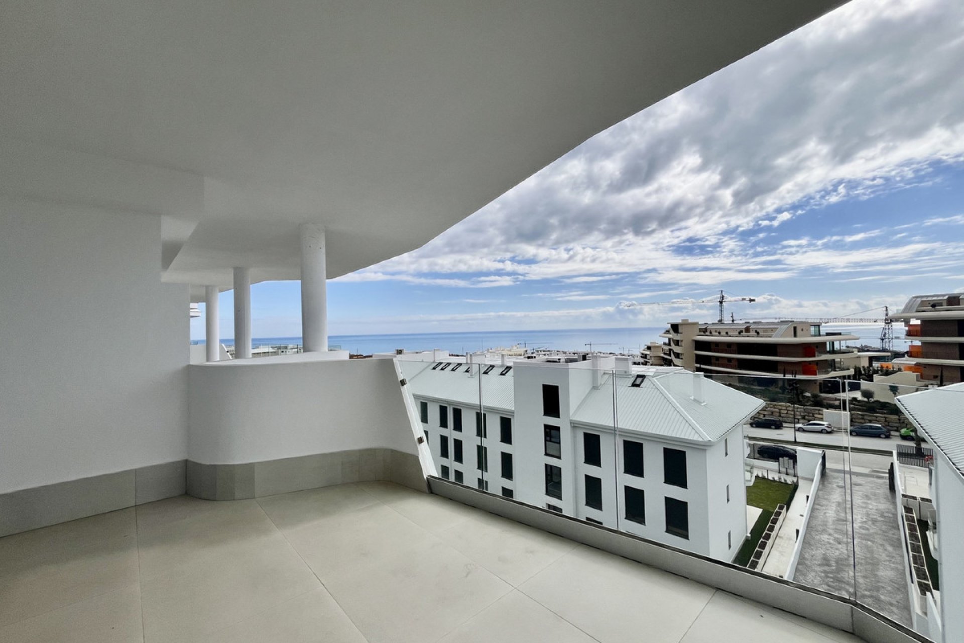 Resale - Apartment - Middle Floor Apartment - Fuengirola - Fuengirola Centro