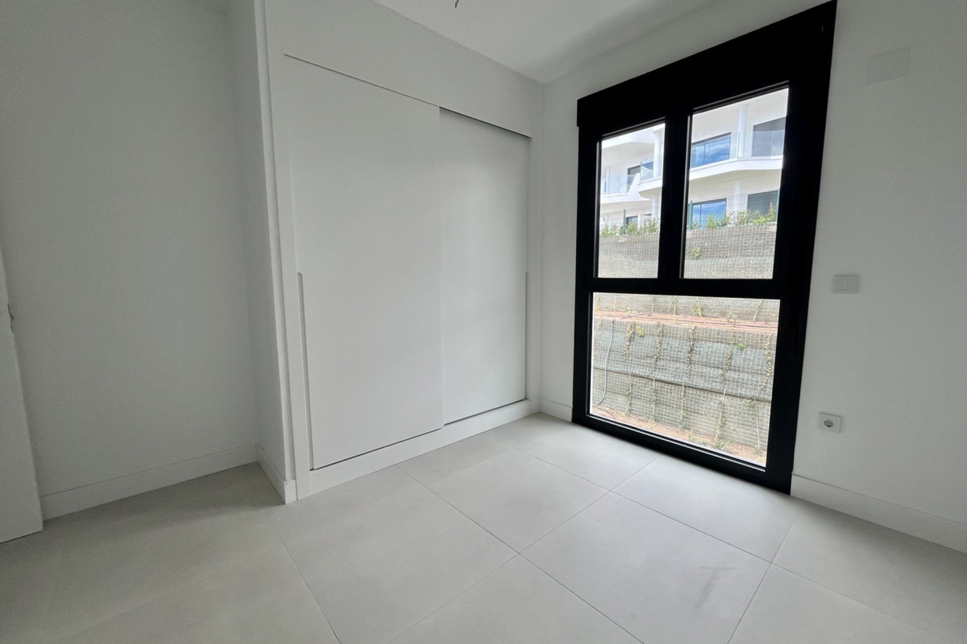 Resale - Apartment - Middle Floor Apartment - Fuengirola - Fuengirola Centro