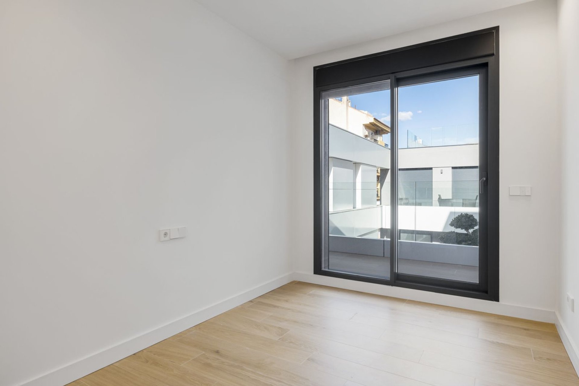 Resale - Apartment - Middle Floor Apartment - Fuengirola - Fuengirola Centro