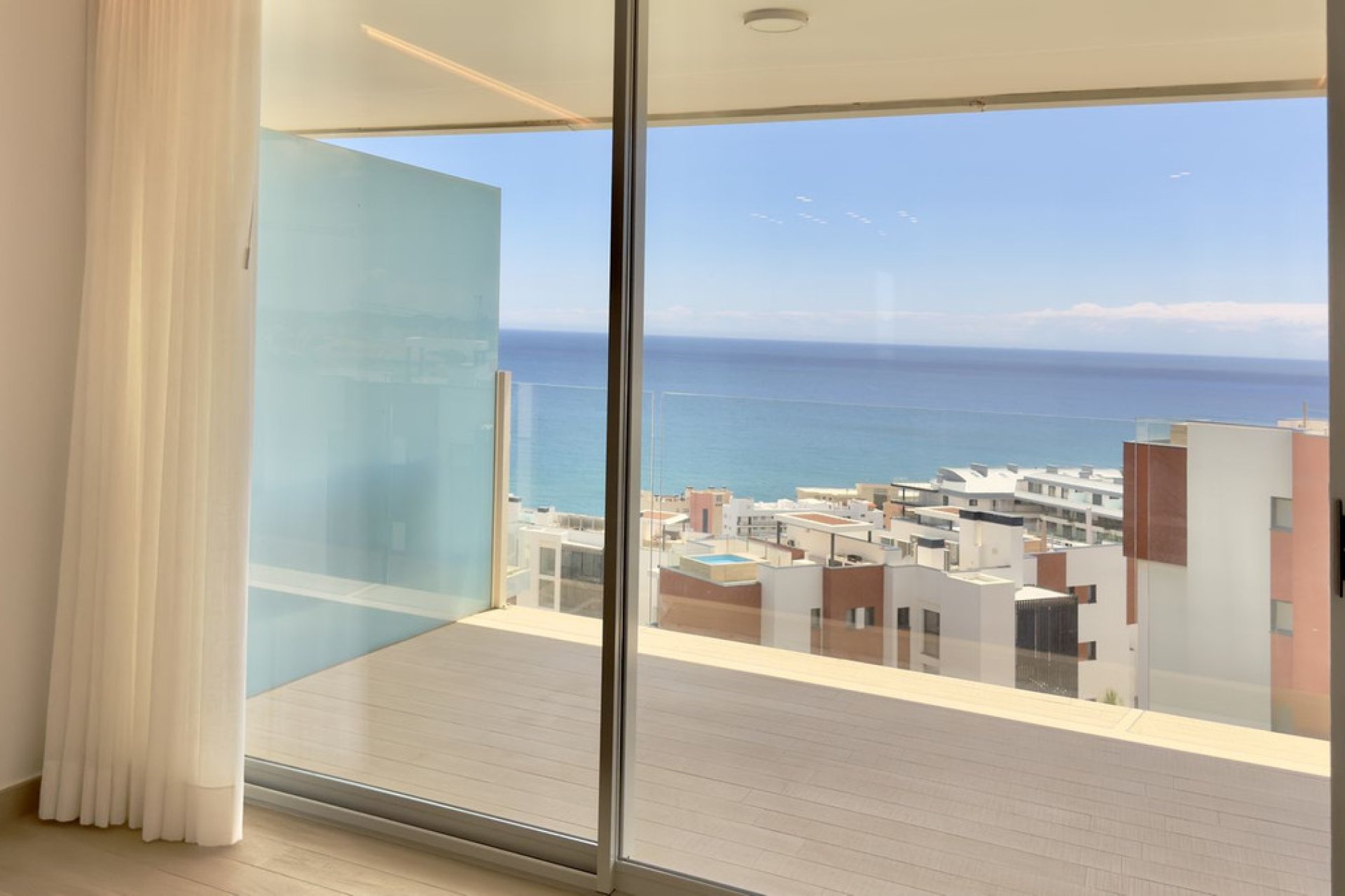 Resale - Apartment - Middle Floor Apartment - Fuengirola - Fuengirola Centro