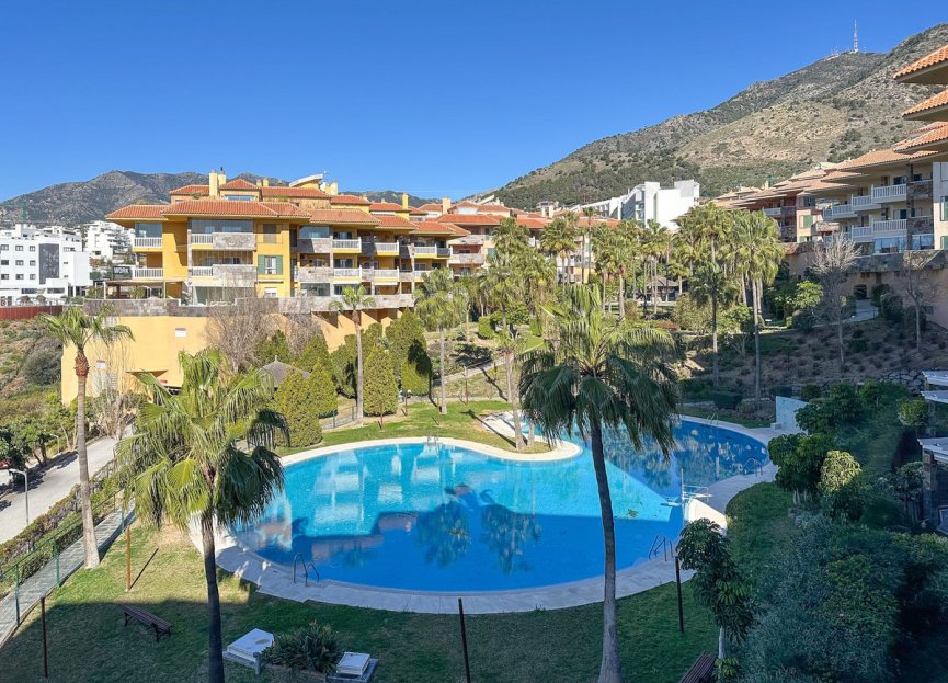 Resale - Apartment - Middle Floor Apartment - Fuengirola - Fuengirola Centro