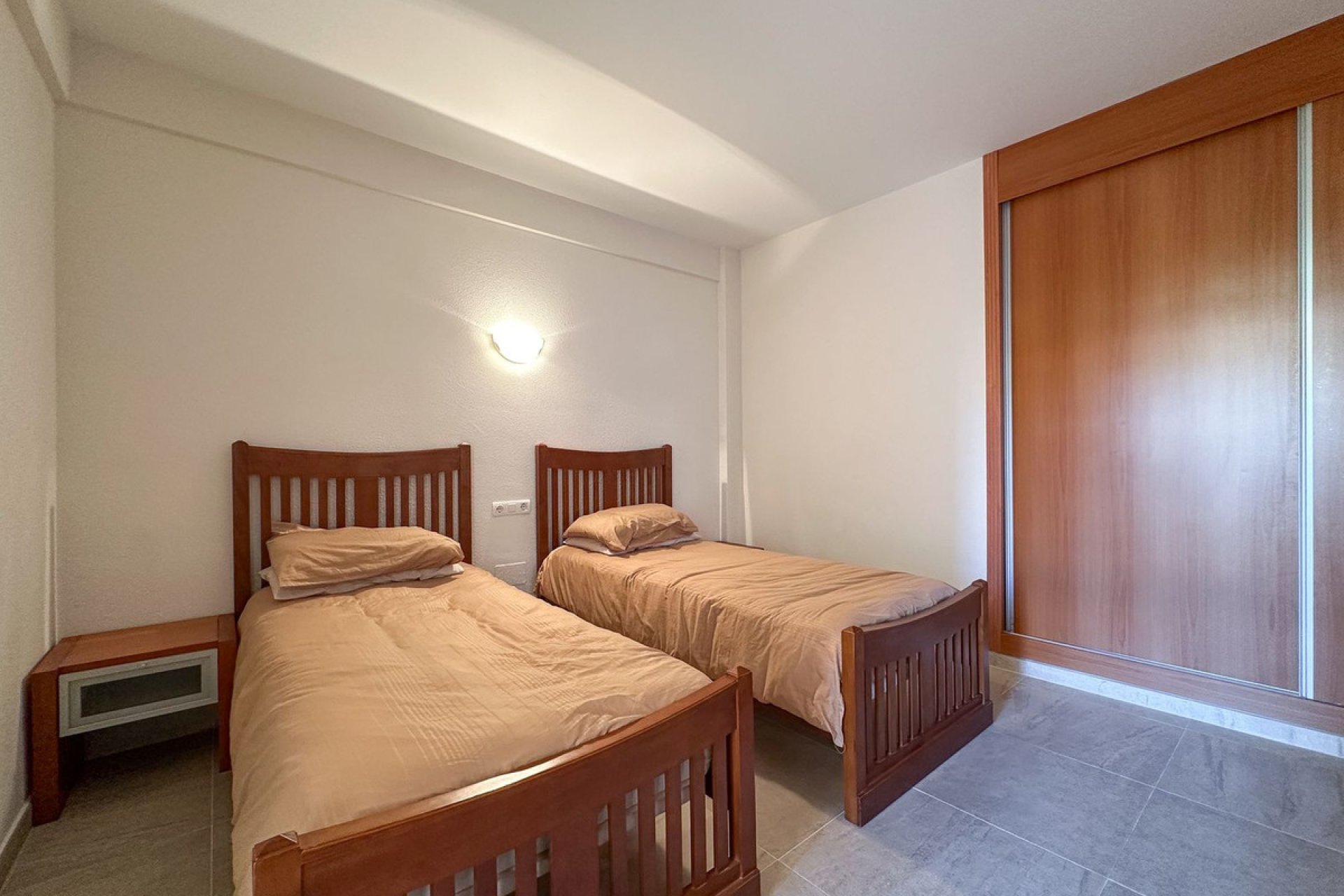 Resale - Apartment - Middle Floor Apartment - Fuengirola - Fuengirola Centro