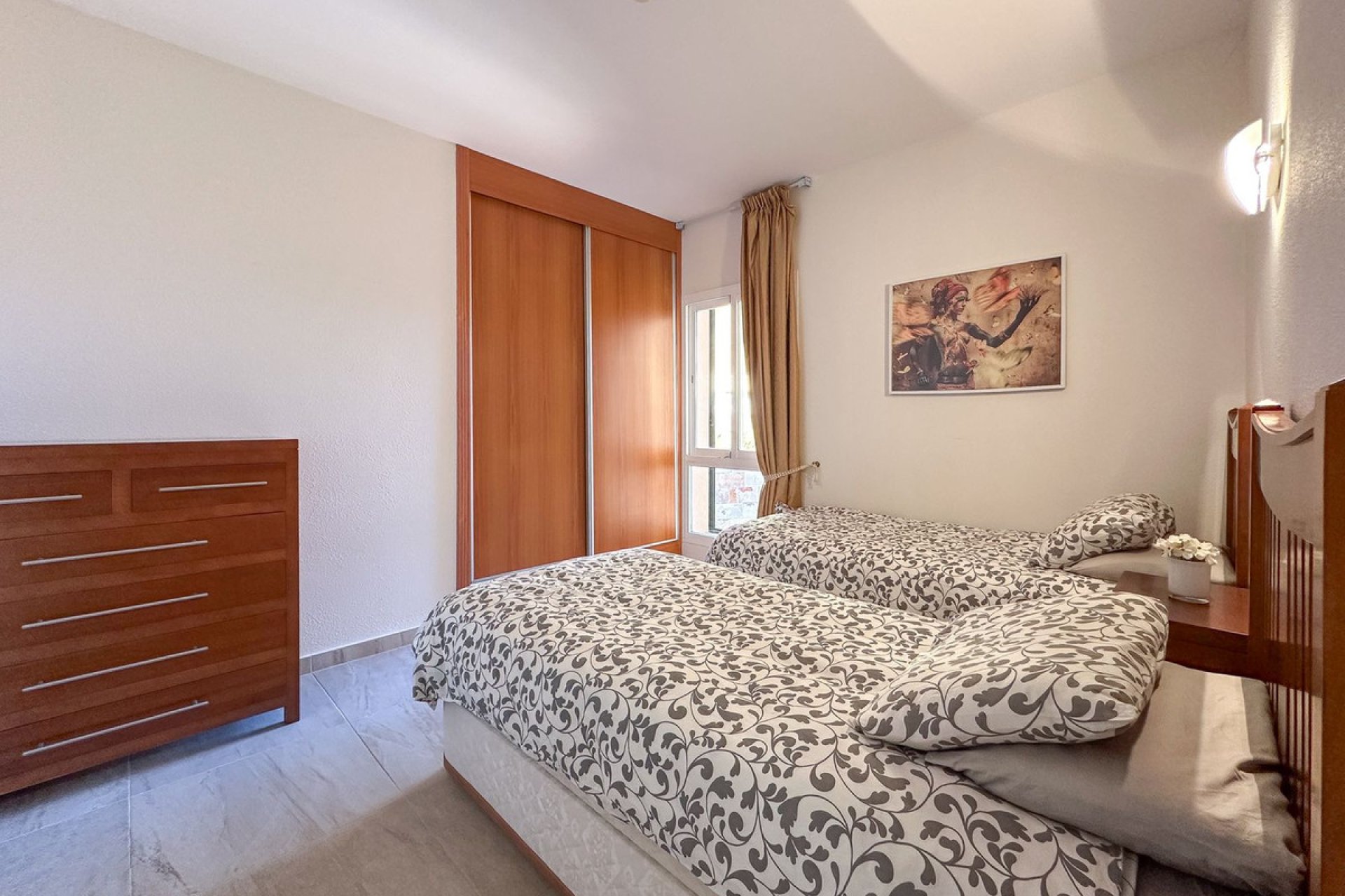 Resale - Apartment - Middle Floor Apartment - Fuengirola - Fuengirola Centro