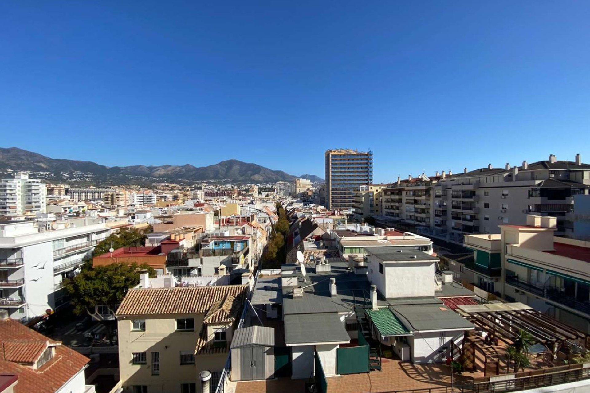 Resale - Apartment - Middle Floor Apartment - Fuengirola - Fuengirola Centro