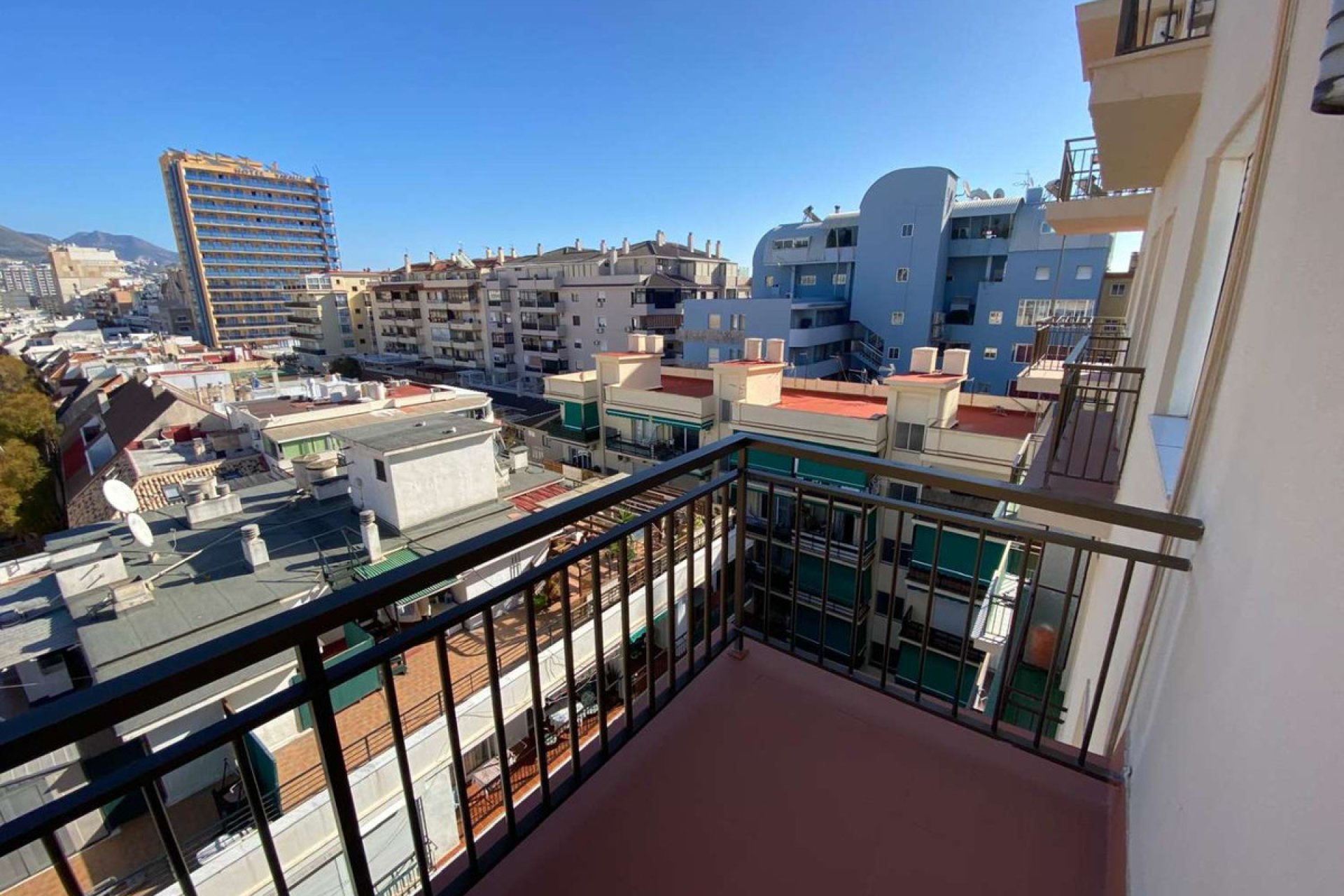 Resale - Apartment - Middle Floor Apartment - Fuengirola - Fuengirola Centro