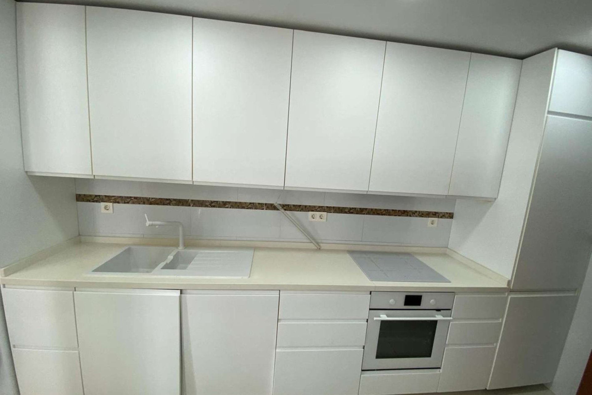 Resale - Apartment - Middle Floor Apartment - Fuengirola - Fuengirola Centro