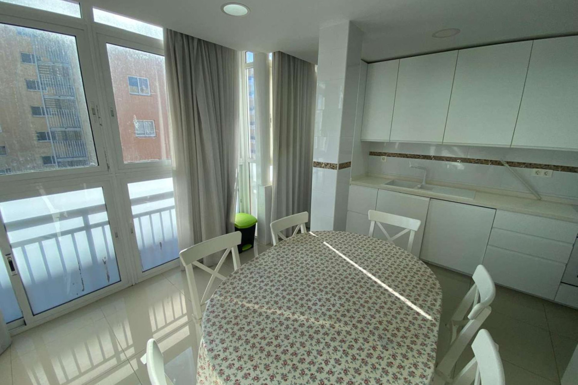 Resale - Apartment - Middle Floor Apartment - Fuengirola - Fuengirola Centro