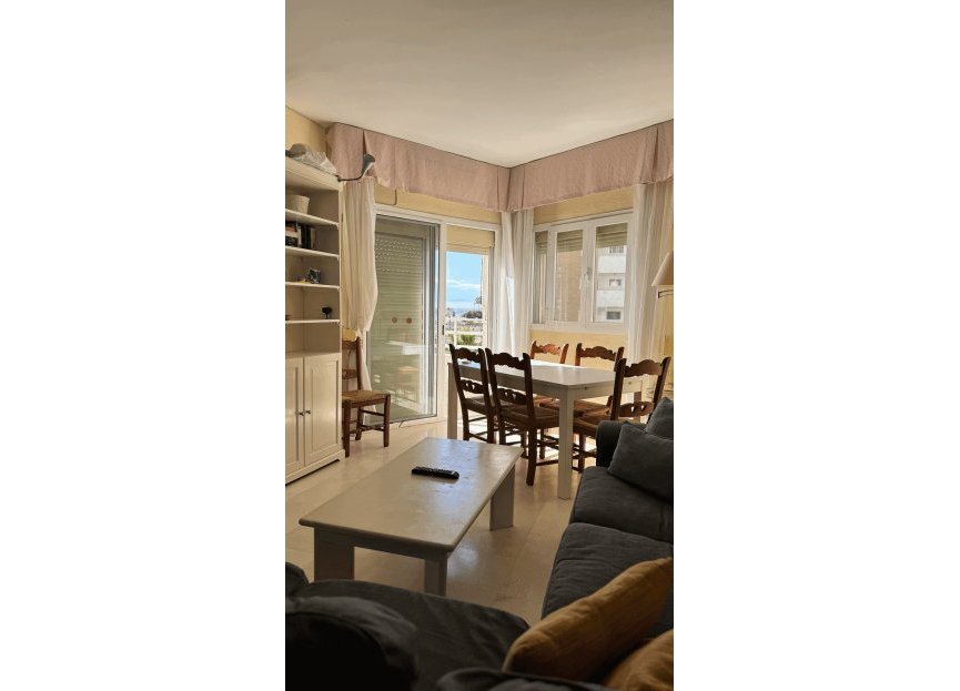 Resale - Apartment - Middle Floor Apartment - Fuengirola - Fuengirola Centro