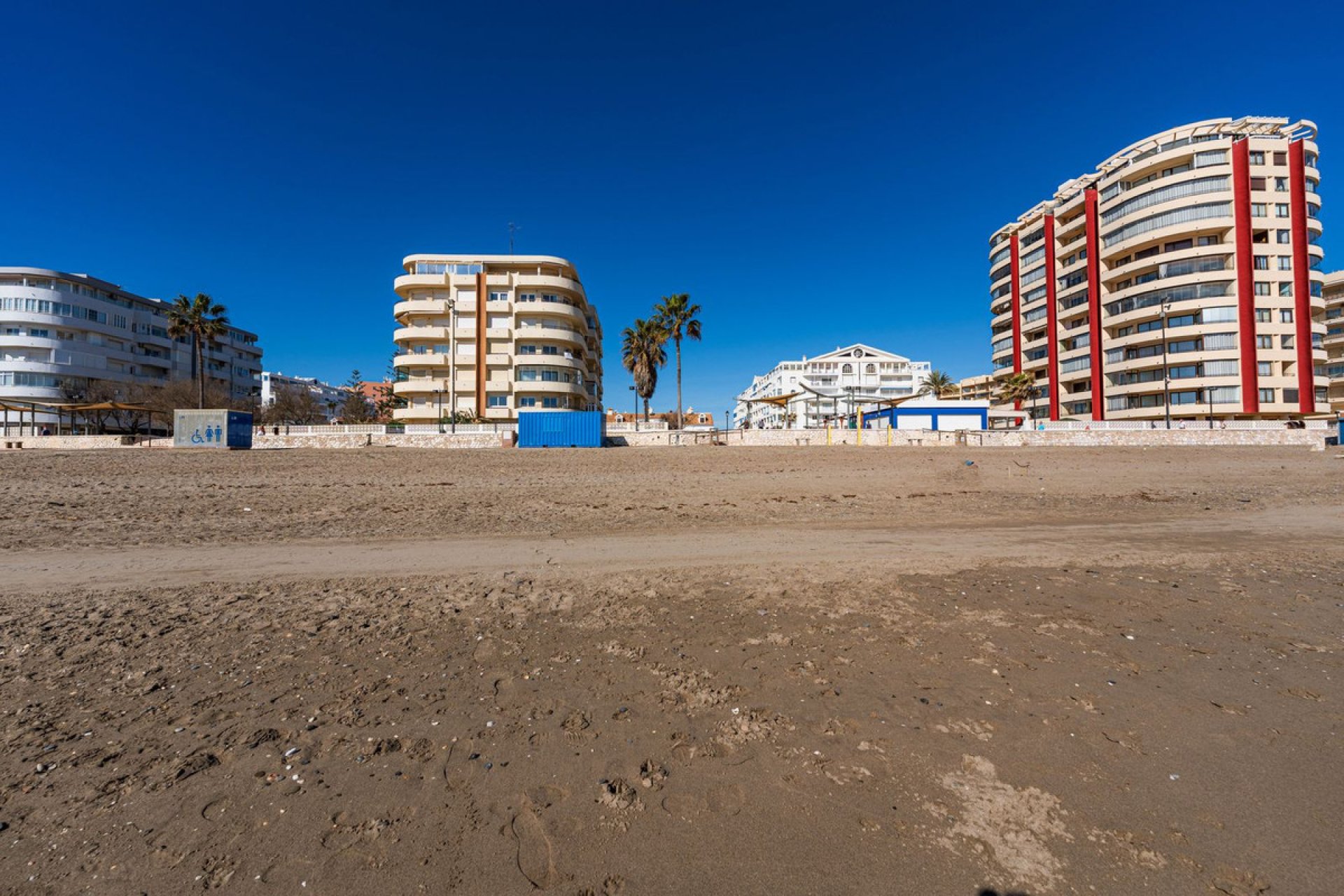 Resale - Apartment - Middle Floor Apartment - Fuengirola - Fuengirola Centro