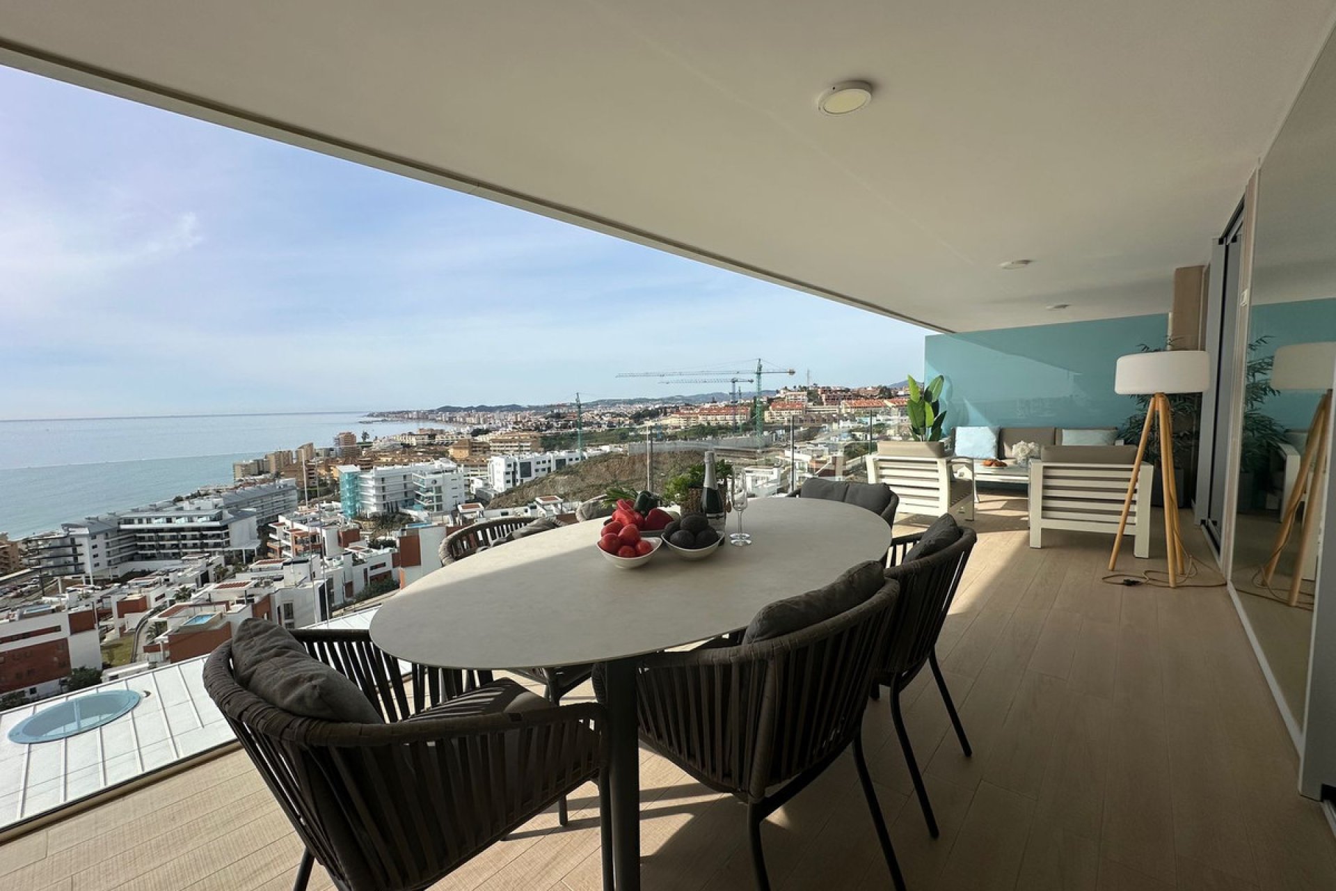 Resale - Apartment - Middle Floor Apartment - Fuengirola - Fuengirola Centro