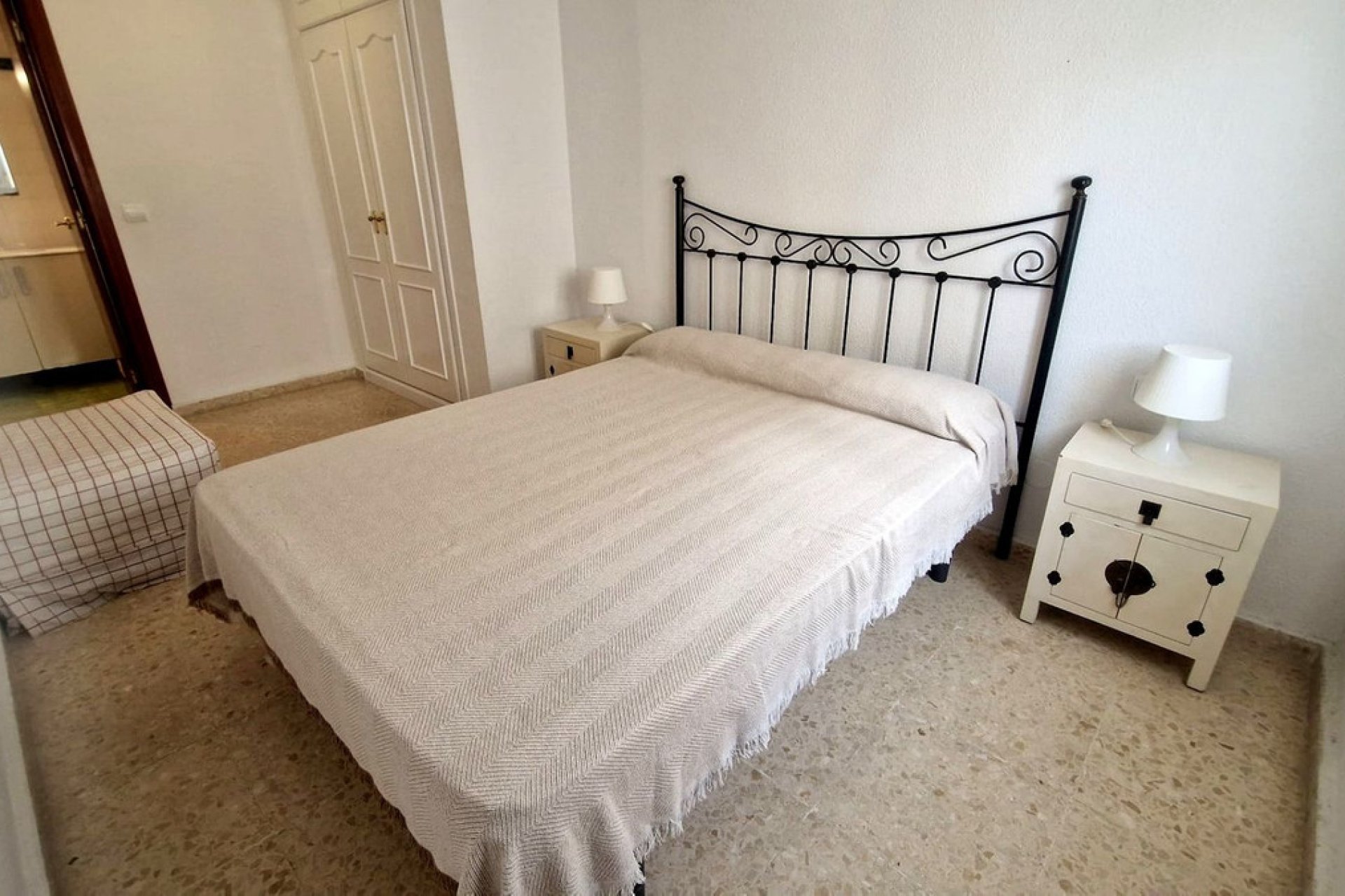 Resale - Apartment - Middle Floor Apartment - Fuengirola - Fuengirola Centro