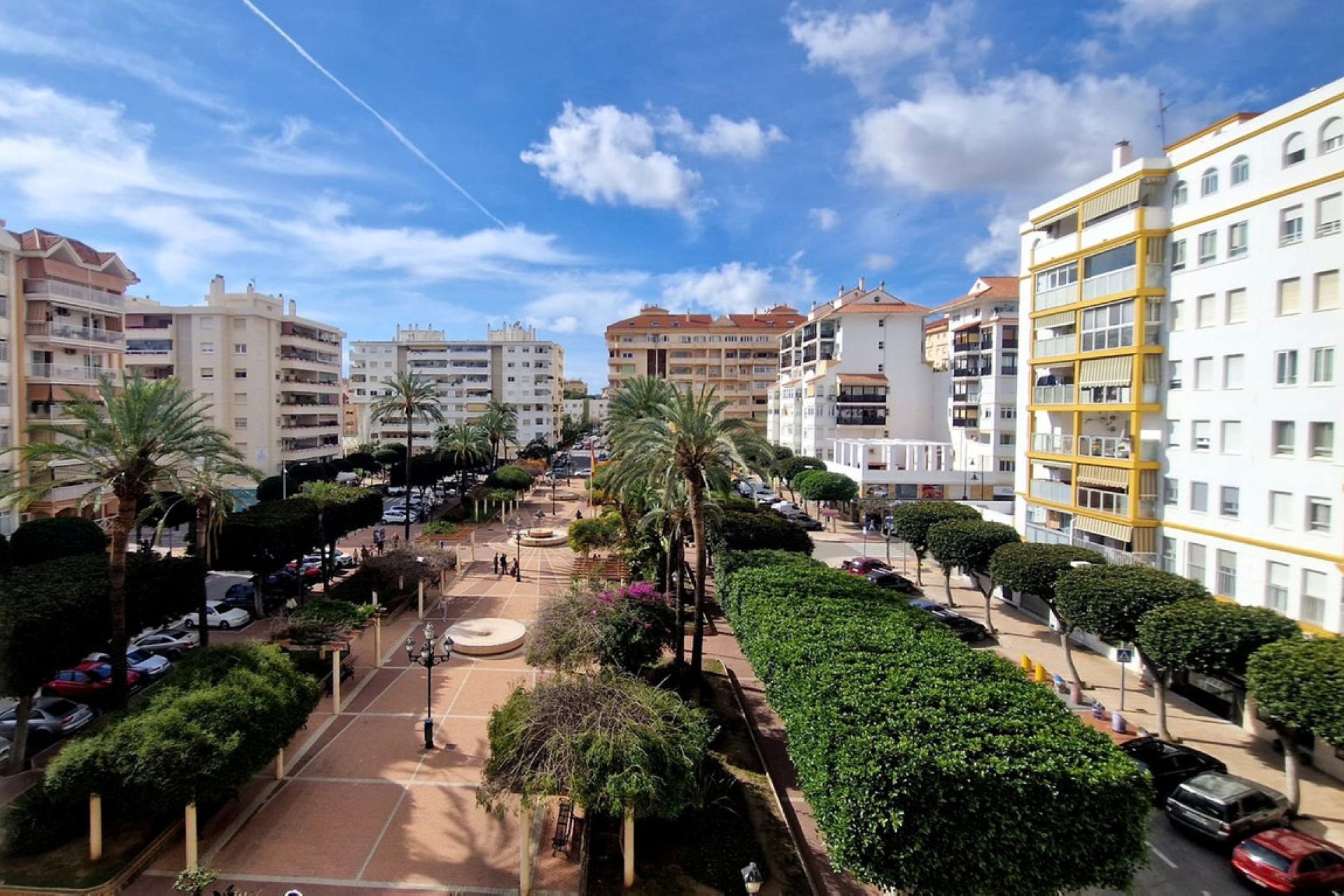 Resale - Apartment - Middle Floor Apartment - Fuengirola - Fuengirola Centro