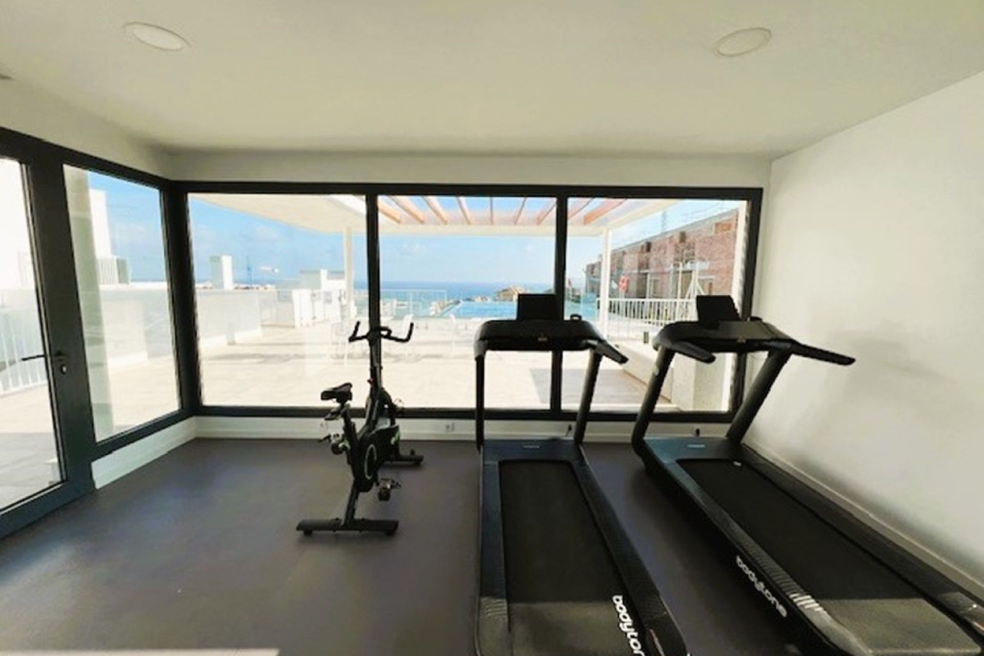 Resale - Apartment - Middle Floor Apartment - Fuengirola - Fuengirola Centro