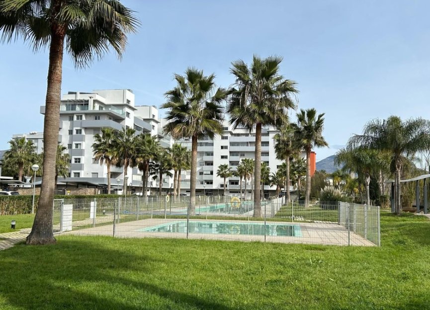 Resale - Apartment - Middle Floor Apartment - Fuengirola - Fuengirola Centro